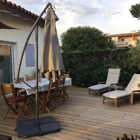 Maison Le Jean Bart אגדה